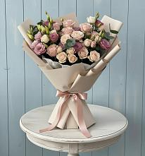 Букет цветов из:  Розы и Лизиантусы в Краснозаводске