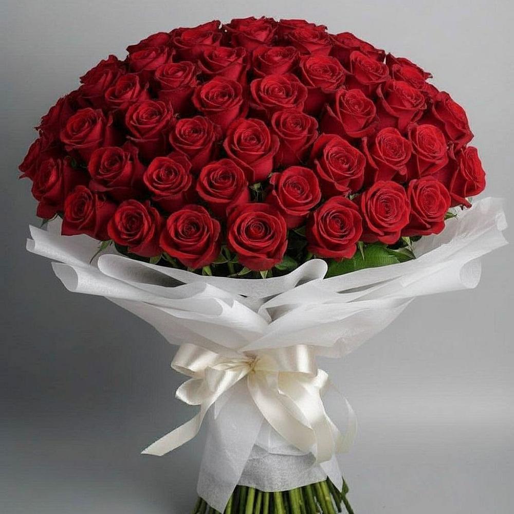 Букет 101 Красная роза Блэк Мэджик в Краснозаводске