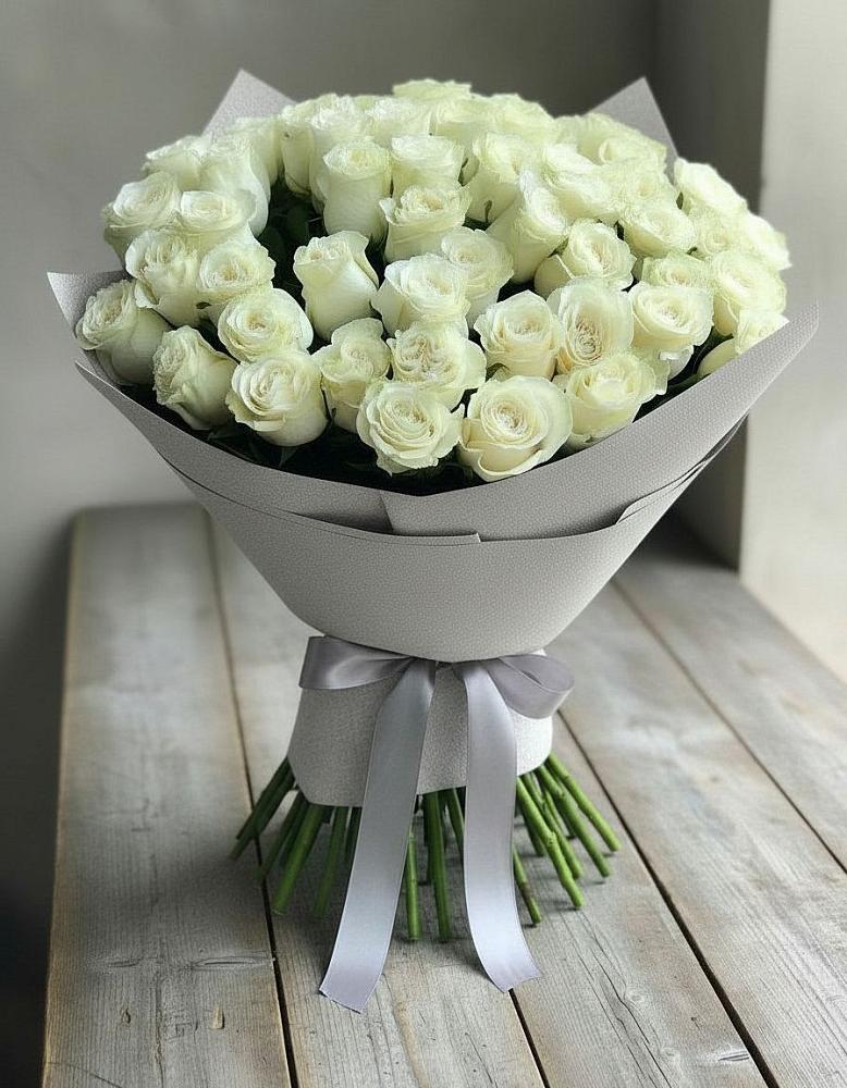 Букет 35 Белых роз в Краснозаводске