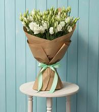 Букет цветов из:  Лизиантусы в Краснозаводске