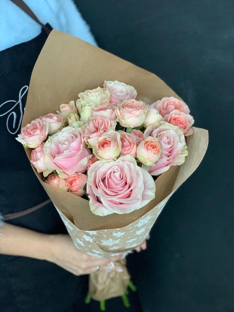 Букет цветов из: Хризантемы и Розы в Краснозаводске