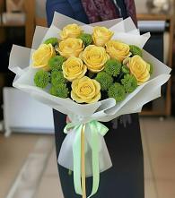 Букет цветов из:  Хризантемы и Розы в Краснозаводске
