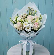 Букет цветов из:  Розы и Лизиантусы #REPLACE_PRED# Краснозаводске
