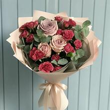Букет цветов из:  Гвоздики и Розы #REPLACE_PRED# Краснозаводске