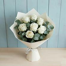 Букет Белые розы в Эвкалипте в Краснозаводске