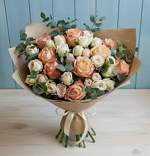 Букет цветов из:  Альстромерии и Розы в Краснозаводске